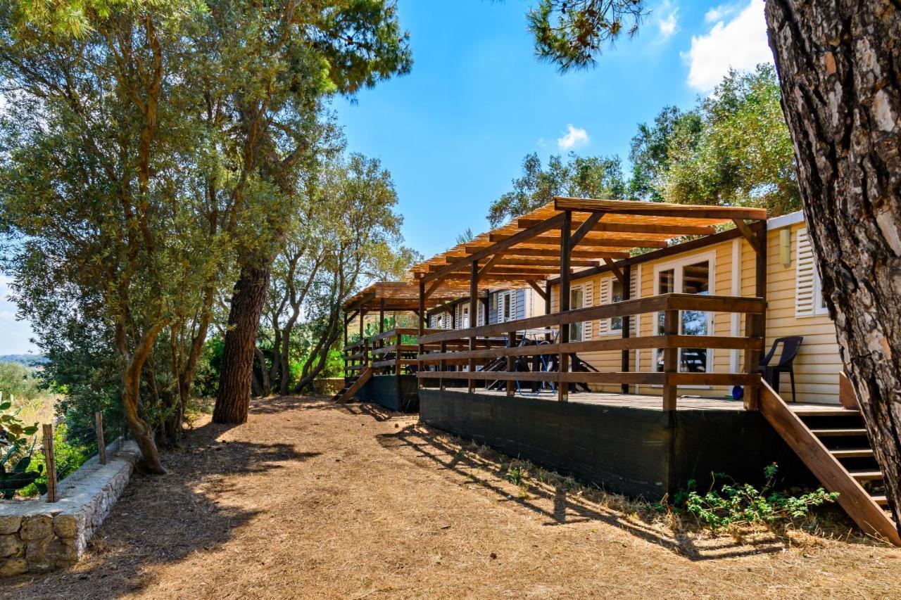 Camping La Scogliera Santa Cesarea Terme Buitenkant foto